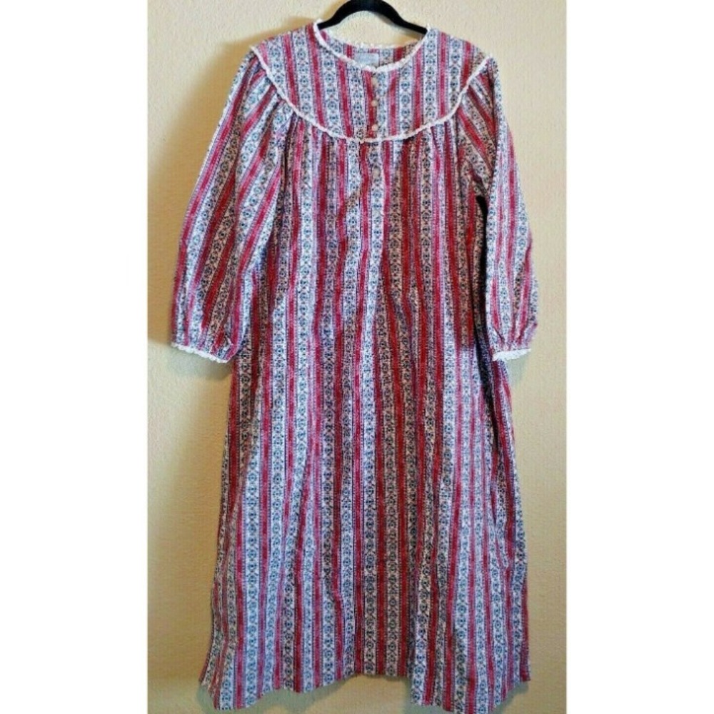 Lanz Of Salzburg Red Floral Cotton Vintage Flannel Long Nightgown Size Large